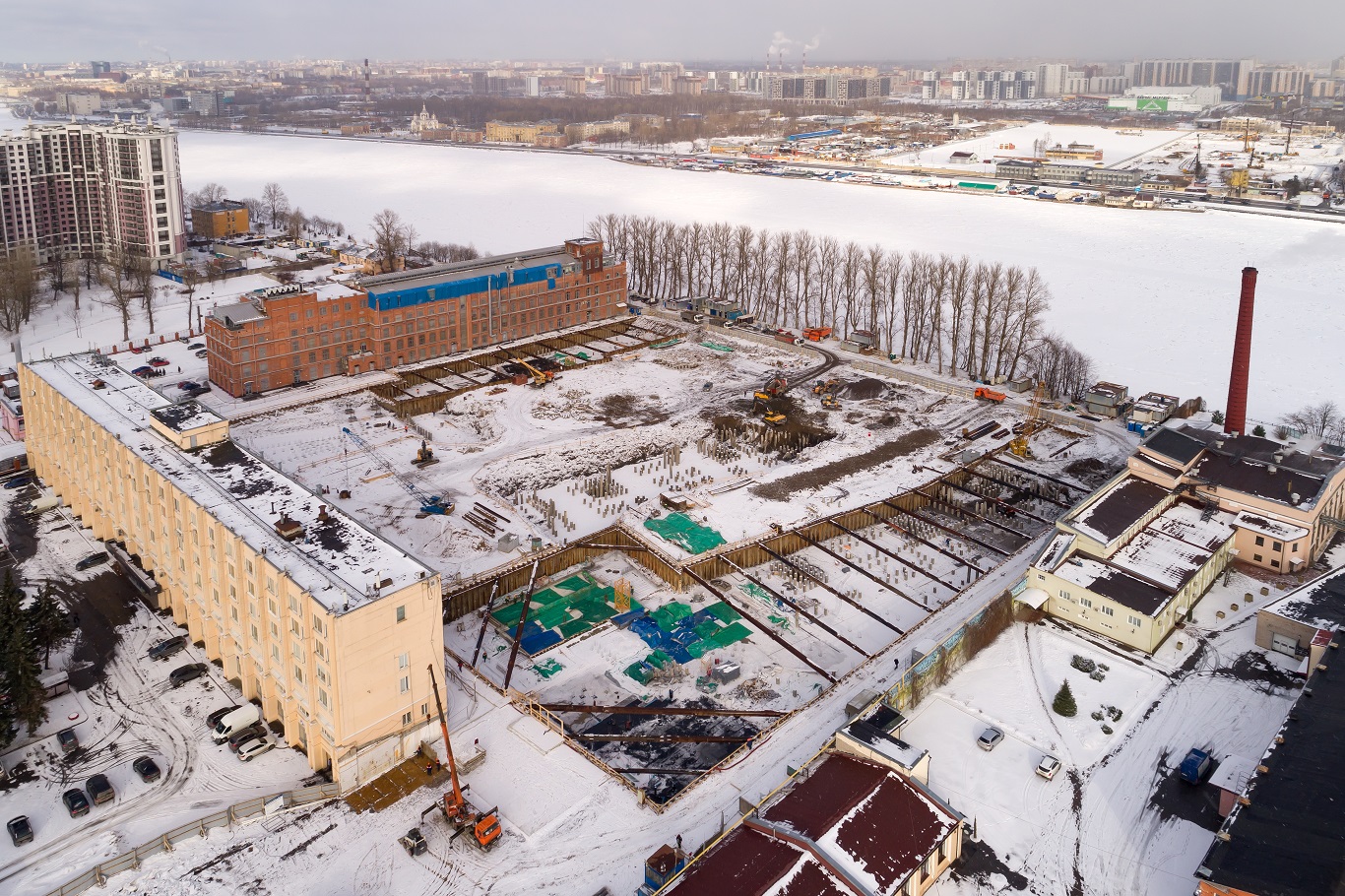 Ход строительства ЖК Эталон на Неве: Март 2019